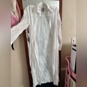 Elegant White Lace Duster